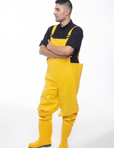 Man wearing a waterproof plumber overall