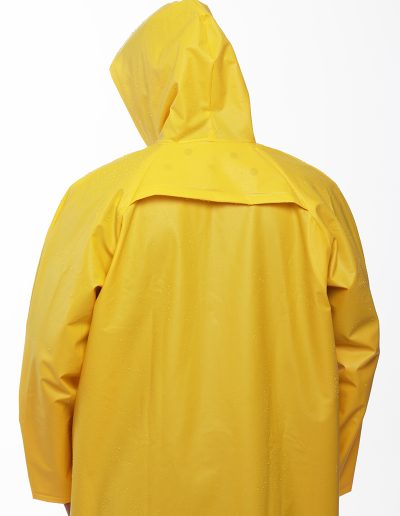 Man from behind wearing a waterproof coat with hood and indirect ventilation