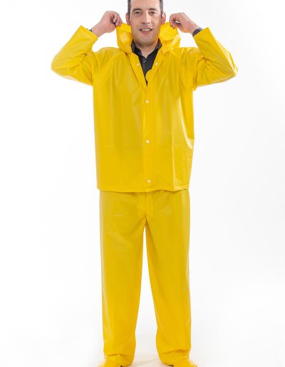 Two-piece waterproof suit with snap fasteners